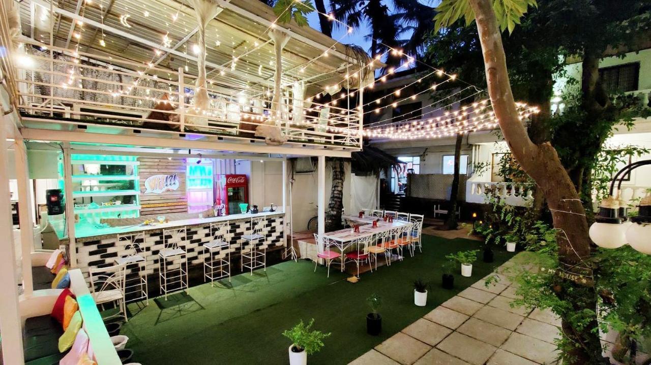 Wtf My House Hotel บากา ภายนอก รูปภาพ