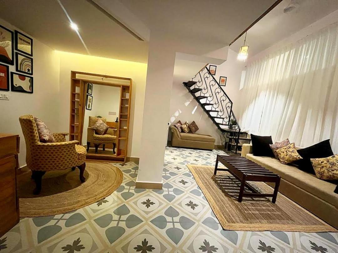 Wtf My House Hotel บากา ภายนอก รูปภาพ