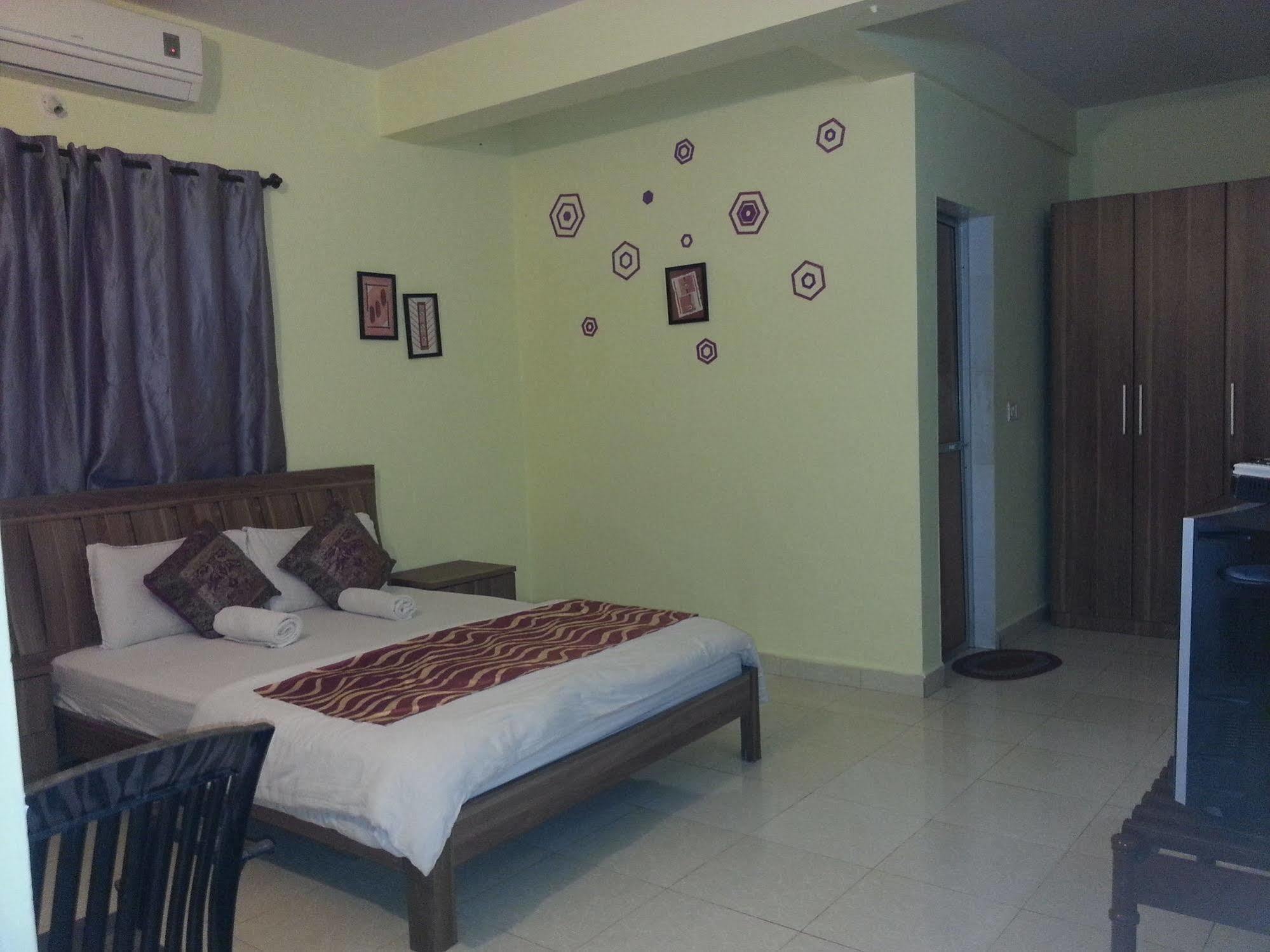 Wtf My House Hotel บากา ภายนอก รูปภาพ